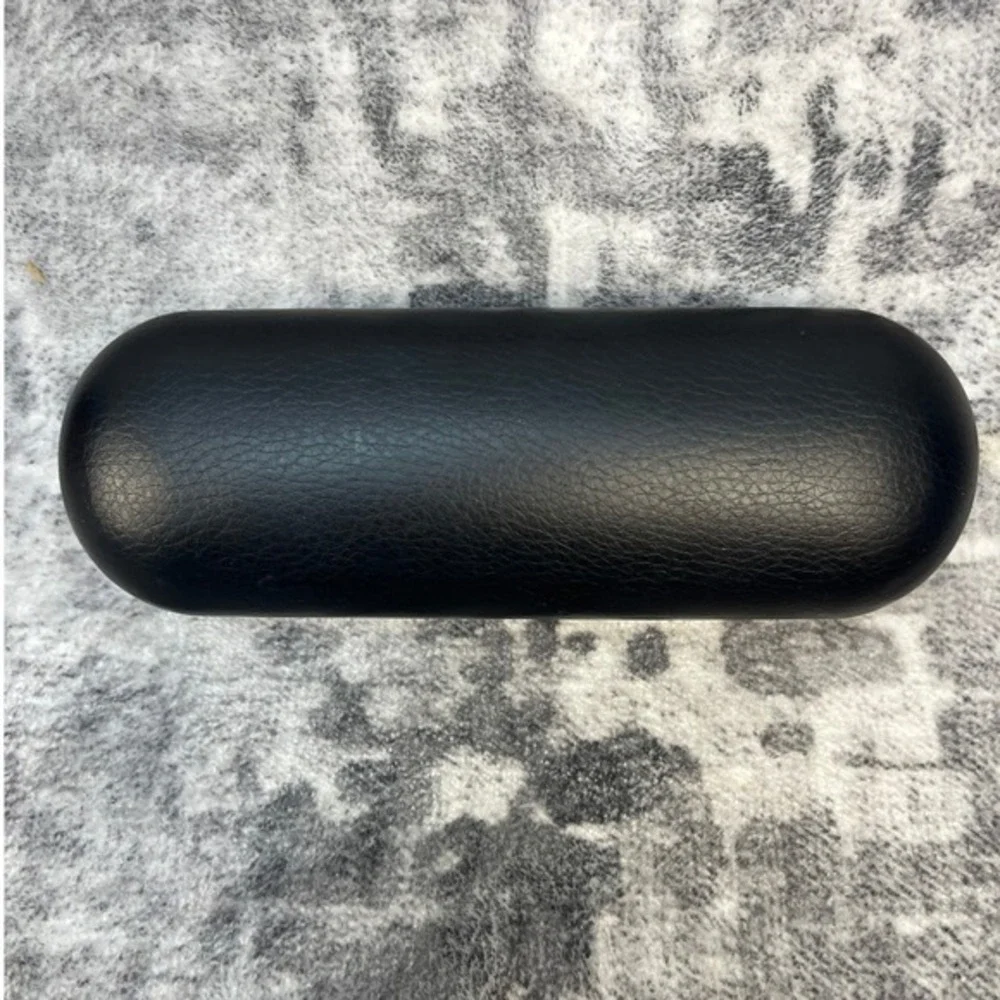 Oakley Hard Clamshell Hard Shell Sunglass Case Black Protective Sport Box Holder